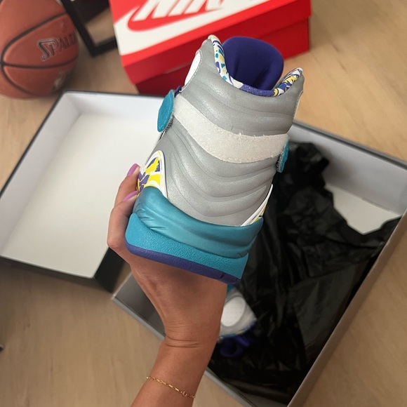 Jordan 8 (W) - Picture 3 of 10